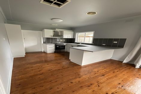 Property photo of 18 Campbell Place Wagga Wagga NSW 2650