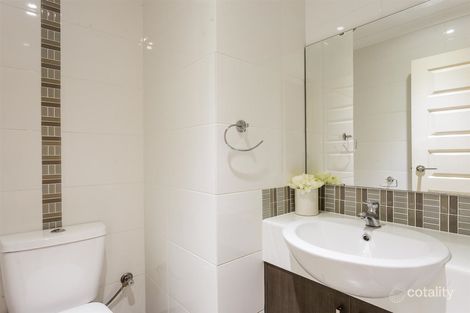 Property photo of 22 Descanso Loop Aubin Grove WA 6164