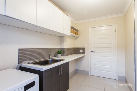 Property photo of 22 Descanso Loop Aubin Grove WA 6164