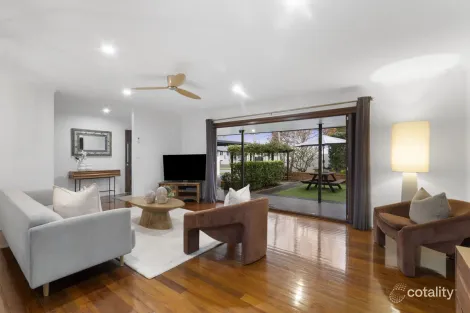 Property photo of 19 Mitchell Avenue Molendinar QLD 4214