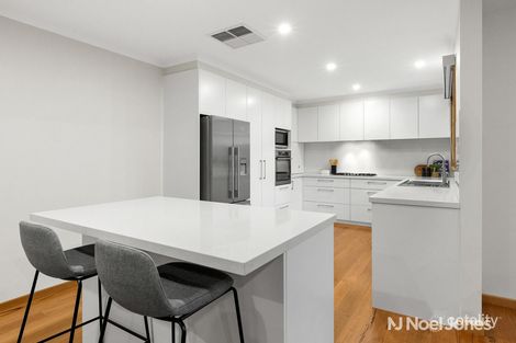 Property photo of 30 Valley Ho Chirnside Park VIC 3116