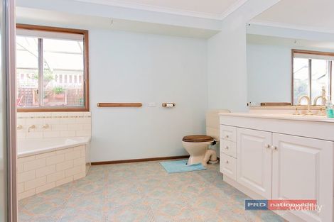 Property photo of 5 Aurora Court Werribee VIC 3030