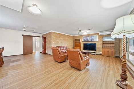 Property photo of 30 Simmonds Parade Winthrop WA 6150