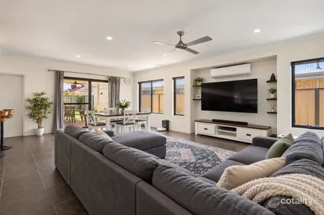 11 Terracina Pkwy, Piara Waters, WA 6112