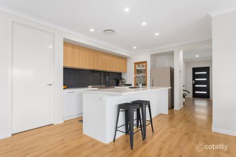 Property photo of 10 Thomas Court Augustine Heights QLD 4300