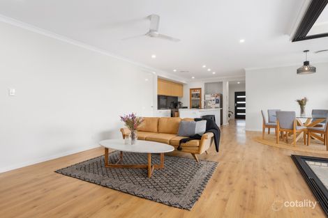 Property photo of 10 Thomas Court Augustine Heights QLD 4300