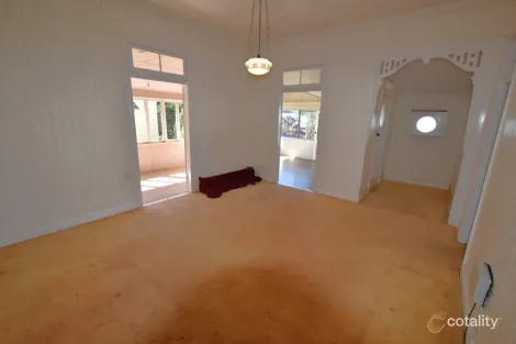 Property photo of 12 Broadhurst Street Childers QLD 4660