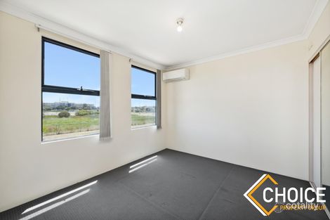 Property photo of 2/1 Hogarth Street Cannington WA 6107