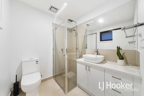 Property photo of 16A Robjant Street Hampton Park VIC 3976