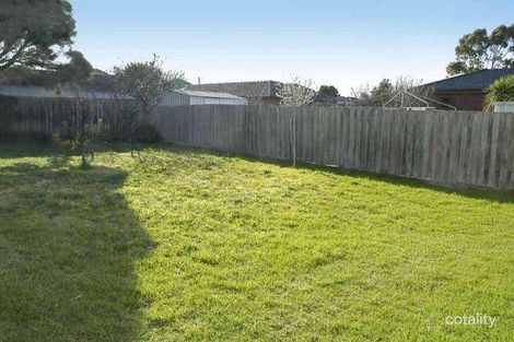 Property photo of 30 Bayview Road Glenroy VIC 3046