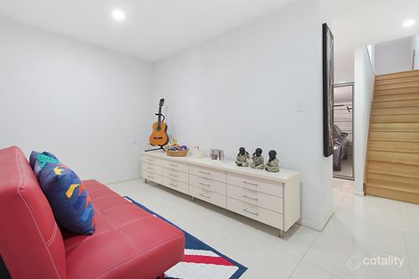 Property photo of 2/14 Military Close Annerley QLD 4103