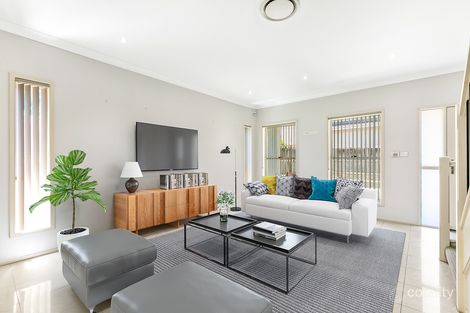 Property photo of 17 Hallen Place West Hoxton NSW 2171