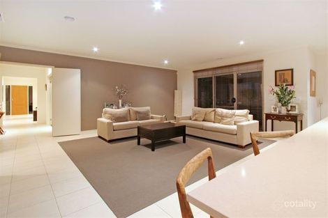 Property photo of 11 Torres Parade Sandhurst VIC 3977