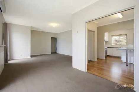 Property photo of 12 Charles Street Wodonga VIC 3690