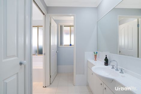 Property photo of 227 Denton Park Drive Aberglasslyn NSW 2320