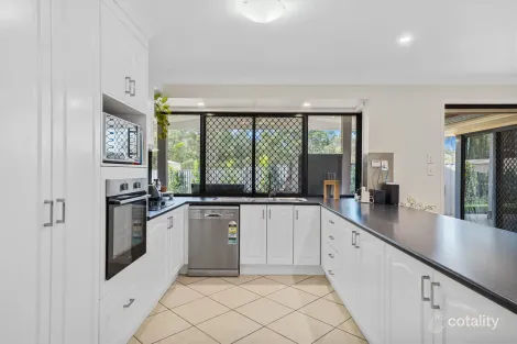 Property photo of 23 Mountain View Crescent Mount Warren Park QLD 4207