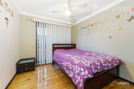 Property photo of 11 Cumbernauld Crescent Deer Park VIC 3023