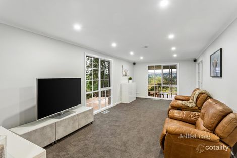 Property photo of 36 Struan Avenue Mooroolbark VIC 3138