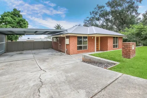 Property photo of 31 Baranbale Way Springdale Heights NSW 2641