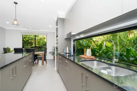 Property photo of 1670 Riverway Drive Kelso QLD 4815