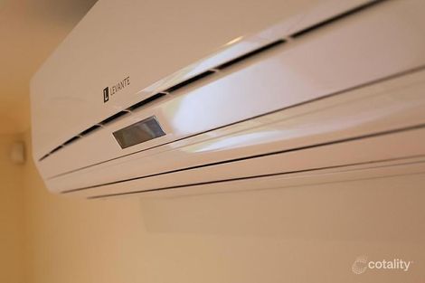 Property photo of 9 Seppies Road Wollert VIC 3750