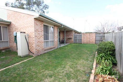 Property photo of 1/16 Laurel Place Jerrabomberra NSW 2619