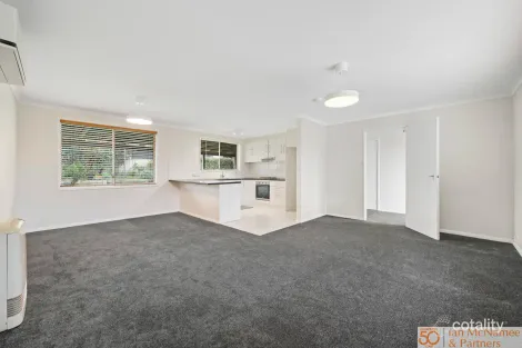 Property photo of 32 Alanbar Street Karabar NSW 2620