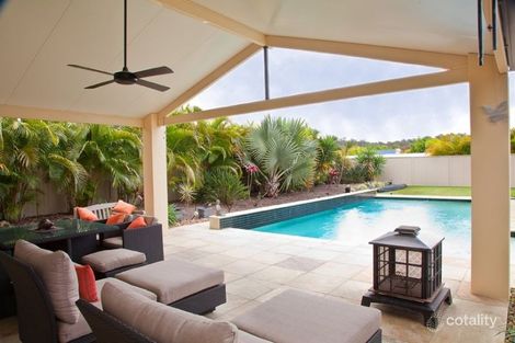 2/199 Turpin Rd, Labrador, QLD 4215