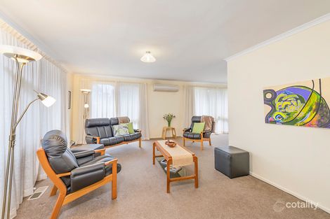 Property photo of 33 Tepper Circuit Kambah ACT 2902