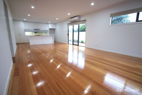 2/166 Grieve Pde, Altona, VIC 3018