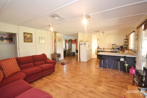 Property photo of 11 Redcourte Road Bakers Hill WA 6562