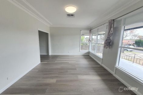Property photo of 50 Lions Avenue Lurnea NSW 2170