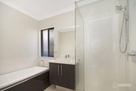 Property photo of 1 Parkland Close Birtinya QLD 4575