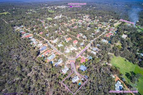 Property photo of 13 Clipson Crescent Mundaring WA 6073
