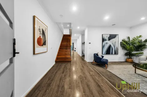 Property photo of 15 Kernot Parade Clyde VIC 3978