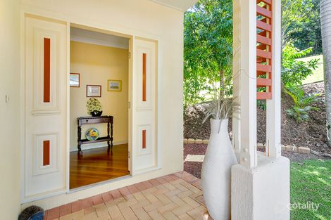 Property photo of 33 Gloucester Street Whitfield QLD 4870
