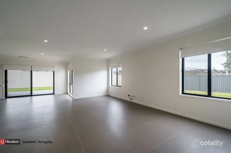 Property photo of 28 Egan Crescent Cobbitty NSW 2570
