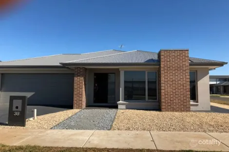 36 Mainview Bvd, Truganina, VIC 3029