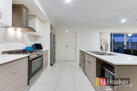 Property photo of 97 Selandra Boulevard Clyde North VIC 3978
