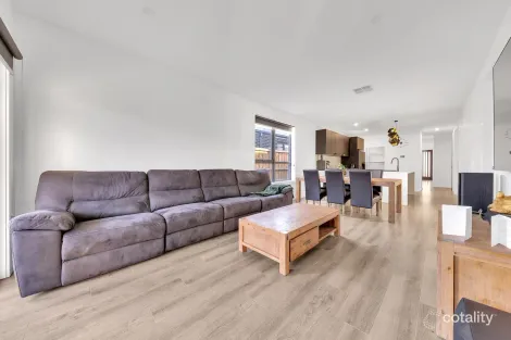 Property photo of 25 Nova Street Weir Views VIC 3338