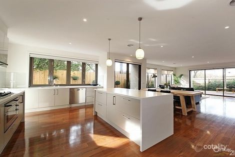 Property photo of 6 Lyons Street Carnegie VIC 3163