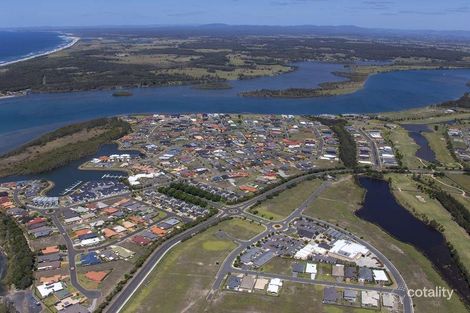 32 Lazzarini Dr, Harrington, NSW 2427