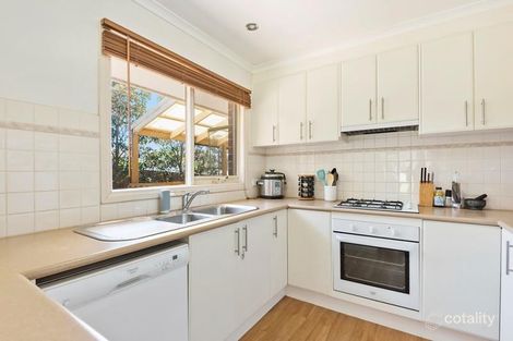 Property photo of 4/55 Broadford Crescent Macleod VIC 3085