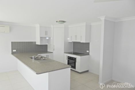 Property photo of 2/24 Macartney Drive Marian QLD 4753