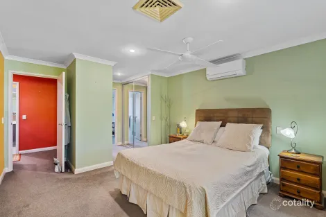 Property photo of 9 Middleton Loop Meadow Springs WA 6210