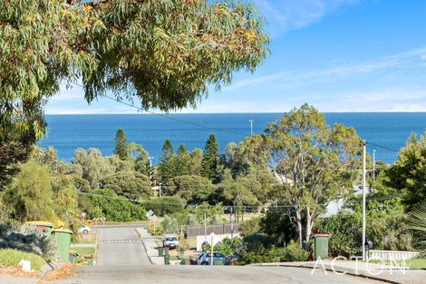 Property photo of 25 Beach Road Coogee WA 6166