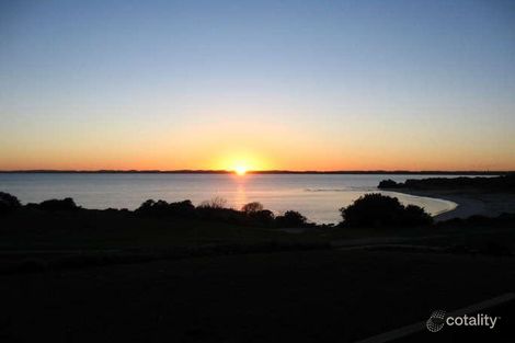 Property photo of 2 Seafarers Crescent Robe SA 5276