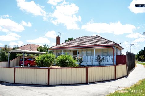 Property photo of 2 Millbank Drive Deer Park VIC 3023