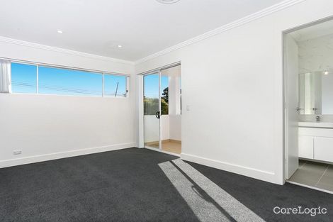 Property photo of 17A Henry Lawson Drive Peakhurst NSW 2210