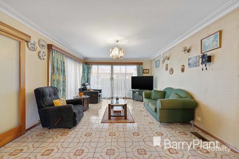 Property photo of 23 Chedgey Drive St Albans VIC 3021